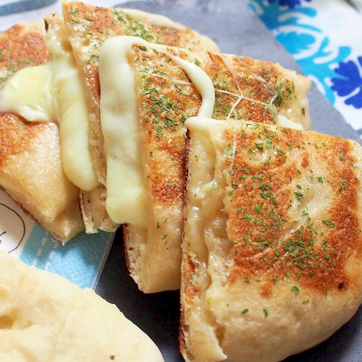 チーズがとろーり チーズナン レシピ 作り方 By sokosokoまぁち 楽天レシピ チーズがとろーり チーズナン レシピ 作り方 By sokosokoまぁち 楽天レシピ